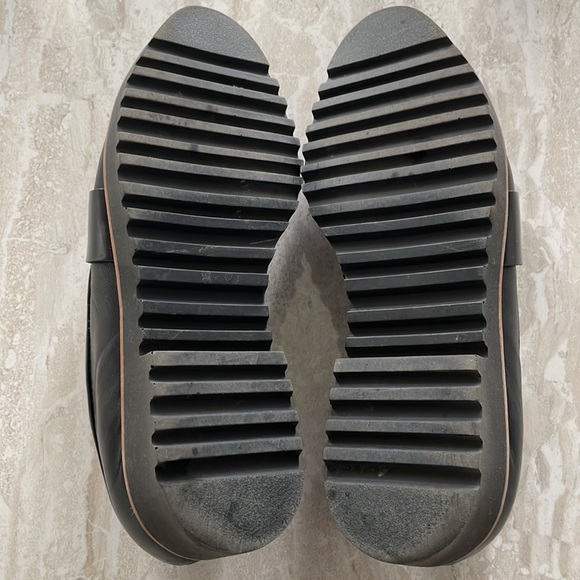 Halogen Nordstrom Black Snakeskin Leather Loafers size 6.5 - Picture 6 of 9